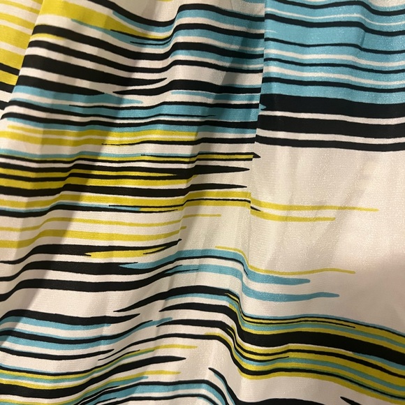 Small Devlin retro cocktail dress. - Picture 2 of 2